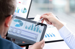 What Skills should a Financial Analyst Have